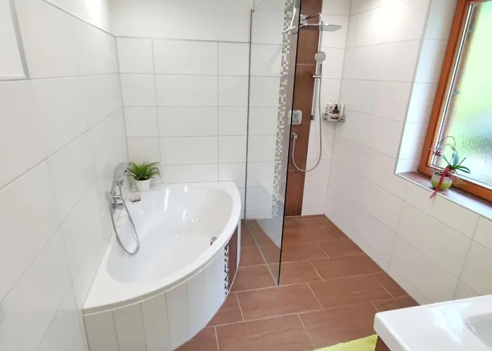 Apartament Unterm Nussbaum 2 Rassnig