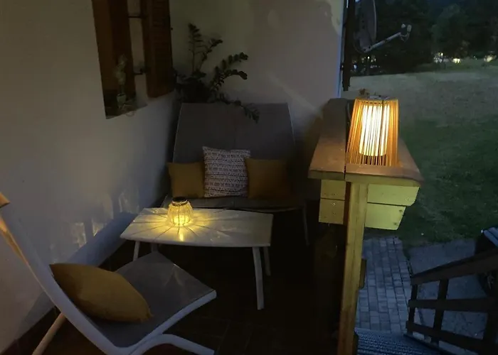 Unterm Nussbaum 2 Apartament *