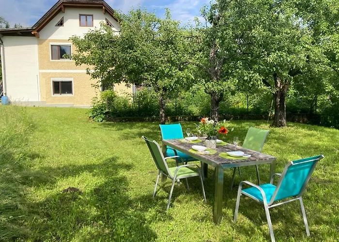 Unterm Nussbaum 2 Apartament *